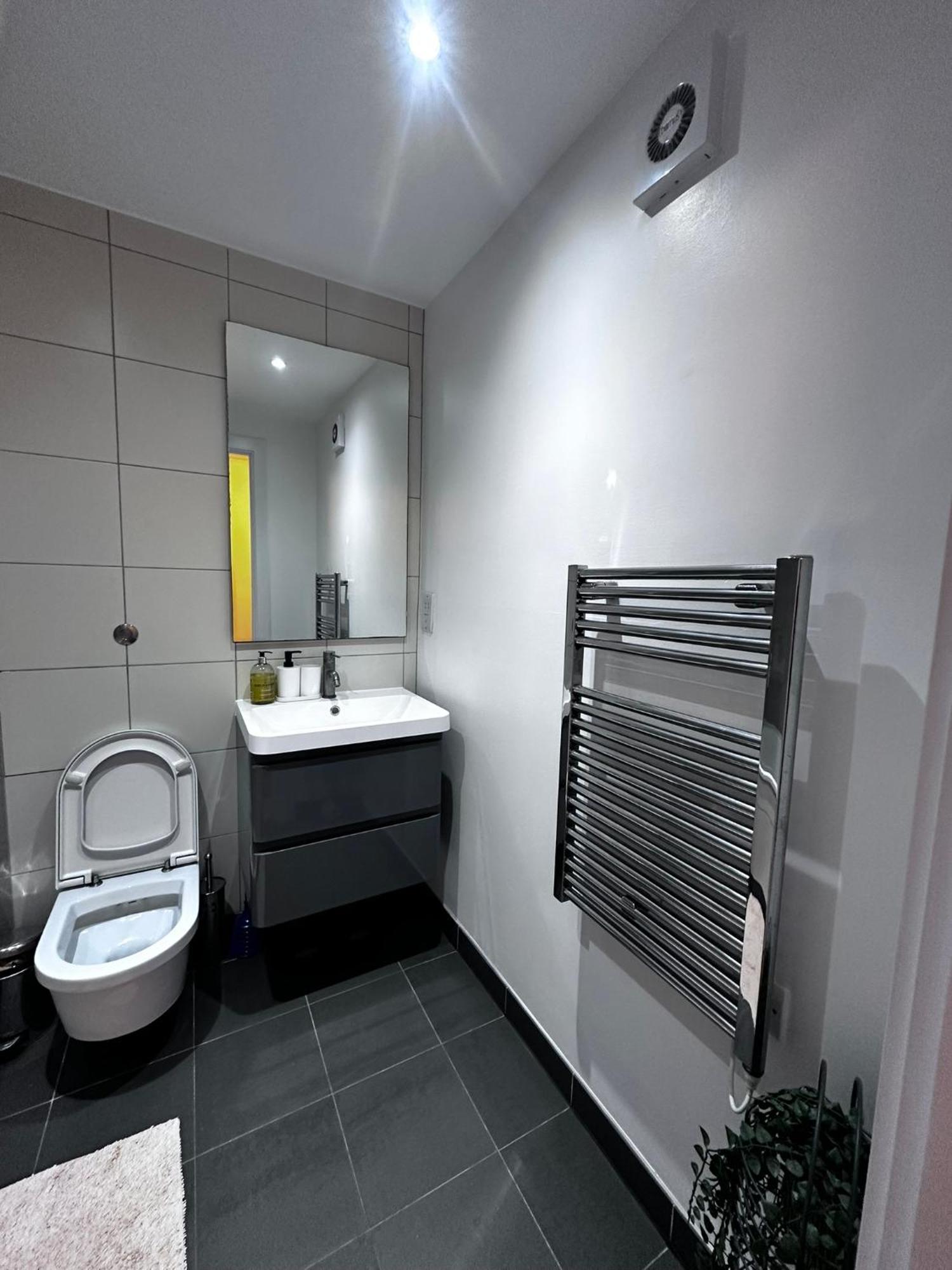 Modern Apartment In Central London By River Thames エクステリア 写真